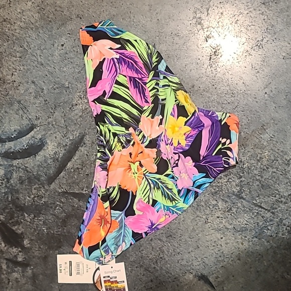 No boundaries Floral Bottoms - Picture 2 of 4